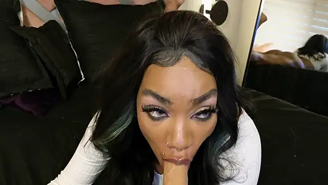 emely brandon online show from March 19, 2025, 7:27 pm