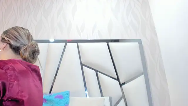 kimberly7  online show from October 6, 2025, 11:44 am