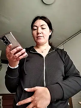 katha steele  online show from October 14, 2025, 4:18 pm