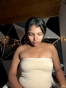 Snapshot of emilyharber chatting on January 15, 2026, 7:50 pm emilyharber online show from January 15, 2026, 7:50 pm