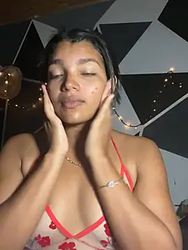 Snapshot of emilyharber chatting on January 10, 2026, 7:09 pm emilyharber online show from January 10, 2026, 7:09 pm