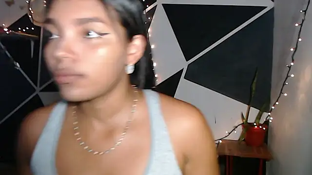 Snapshot of emilyharber chatting on January 8, 2026, 8:15 pm emilyharber online show from January 8, 2026, 8:15 pm