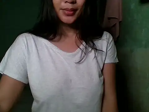  smiling4u  online show from November 13, 2025, 3:49 pm