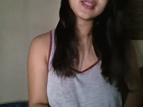 Snapshot of _smiling4u_ chatting on April 29, 2026, 5:30 pm smiling4u online show from April 29, 2026, 5:30 pm