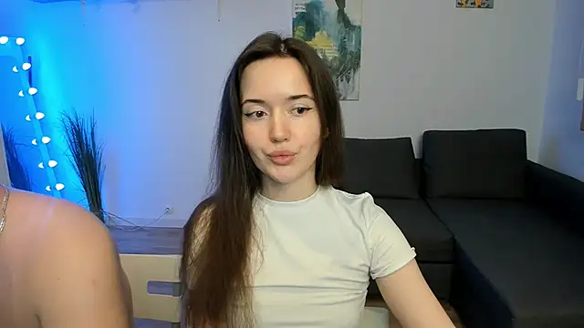 Snapshot of PollyFlame chatting on November 25, 2025, 9:37 pm PollyFlame online show from November 25, 2025, 9:37 pm