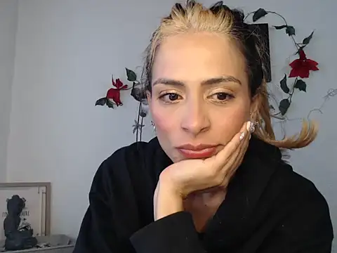 Snapshot of Liamiler01_ chatting on December 18, 2024, 12:51 pm Liamiler01 online show from December 18, 2024, 12:51 pm