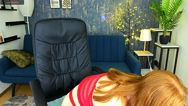 JeannieFox  online show from October 13, 2025, 6:26 am