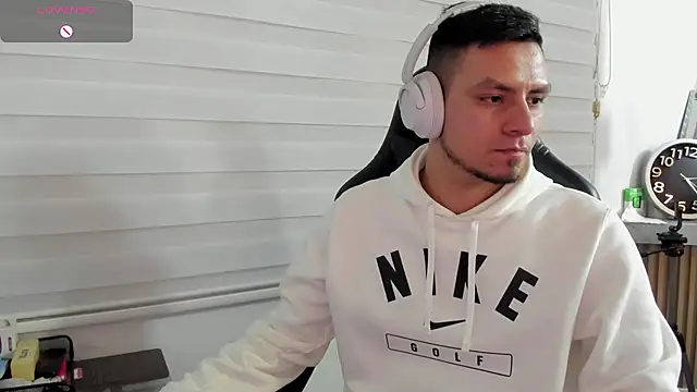 Snapshot of Rick_Diesel_ chatting on March 2, 2026, 7:15 am Rick Diesel online show from March 2, 2026, 7:15 am