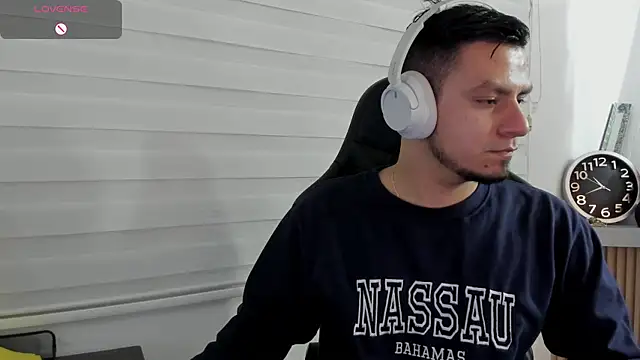 Snapshot of Rick_Diesel_ chatting on February 13, 2026, 3:39 am Rick Diesel online show from February 13, 2026, 3:39 am