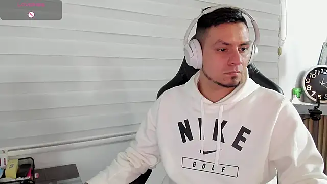 Snapshot of Rick_Diesel_ chatting on March 2, 2026, 5:08 am Rick Diesel online show from March 2, 2026, 5:08 am