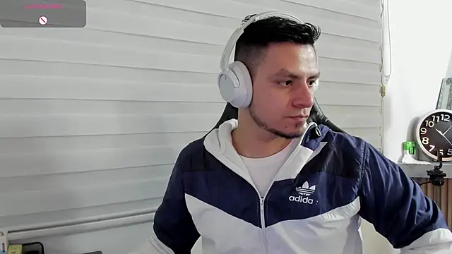 Snapshot of Rick_Diesel_ chatting on March 3, 2026, 3:02 am Rick Diesel online show from March 3, 2026, 3:02 am