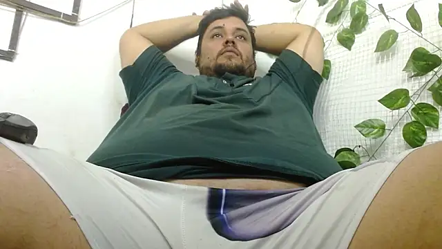 Snapshot of altairstudiosvip_ chatting on February 8, 2026, 3:43 pm altairstudiosvip online show from February 8, 2026, 3:43 pm