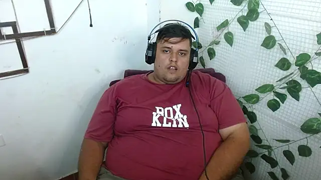 Snapshot of altairstudiosvip_ chatting on November 4, 2025, 3:38 pm altairstudiosvip online show from November 4, 2025, 3:38 pm