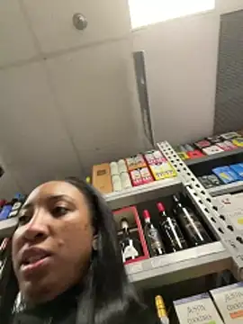 Iceblanca online show from March 22, 2026, 11:28 pm