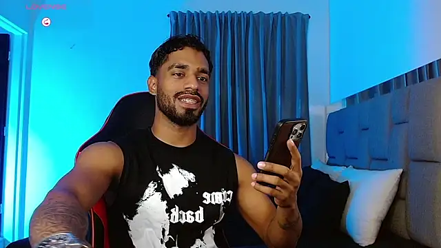 Snapshot of Christian_thor chatting on February 1, 2026, 4:22 am Christian thor online show from February 1, 2026, 4:22 am