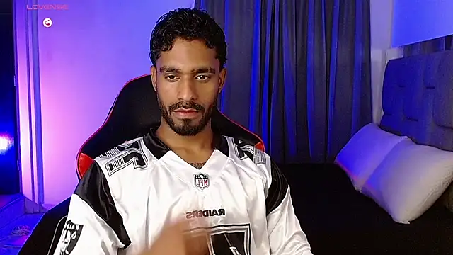 Snapshot of Christian_thor chatting on November 20, 2025, 3:51 am Christian thor online show from November 20, 2025, 3:51 am