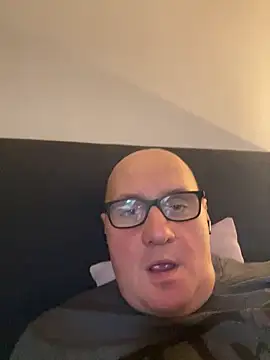 Snapshot of vanjbi45 chatting on December 8, 2024, 12:30 pm vanjbi45 online show from December 8, 2024, 12:30 pm