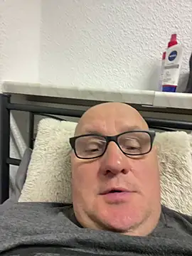 Snapshot of vanjbi45 chatting on March 11, 2025, 5:13 am vanjbi45 online show from March 11, 2025, 5:13 am