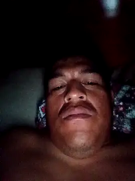 Snapshot of ELVERGON43267 chatting on October 20, 2025, 6:04 am ELVERGON43267 online show from October 20, 2025, 6:04 am