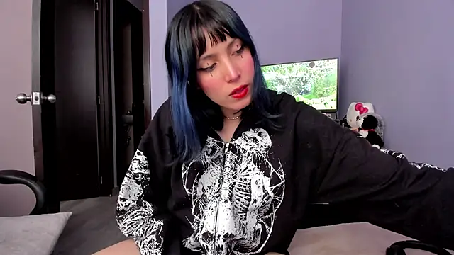 Room312  online show from April 19, 2026, 6:10 pm