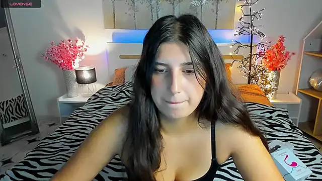 Snapshot of Linda_EX chatting on October 14, 2025, 6:14 am Linda EX online show from October 14, 2025, 6:14 am