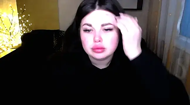 Emily Mo online show from March 16, 2025, 6:31 am