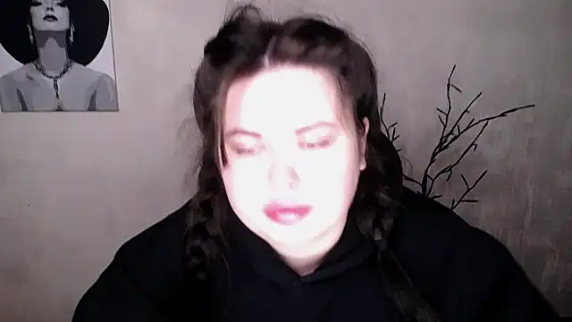 Emily Mo online show from October 2, 2025, 5:55 am