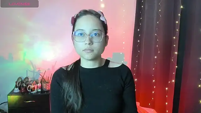 shantalc3rezo online show from September 18, 2025, 6:11 pm