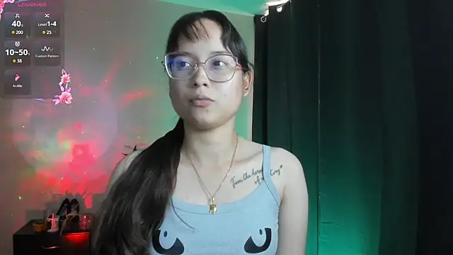 Snapshot of shantalc3rezo chatting on January 15, 2026, 6:55 pm shantalc3rezo online show from January 15, 2026, 6:55 pm