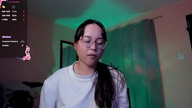 Snapshot of shantalc3rezo chatting on February 27, 2026, 8:30 pm shantalc3rezo online show from February 27, 2026, 8:30 pm