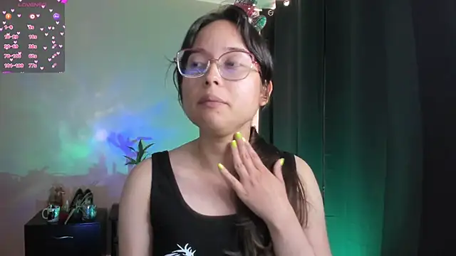 Snapshot of shantalc3rezo chatting on December 22, 2025, 6:41 pm shantalc3rezo online show from December 22, 2025, 6:41 pm