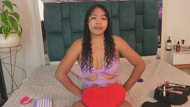 Anais aradia online show from May 21, 2026, 7:06 am