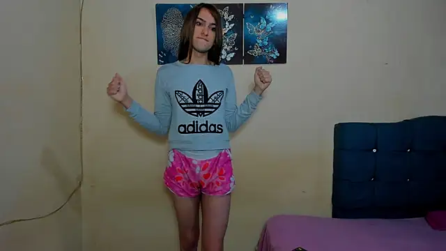 Snapshot of sweet1Girl chatting on October 21, 2025, 12:15 pm sweet1Girl online show from October 21, 2025, 12:15 pm