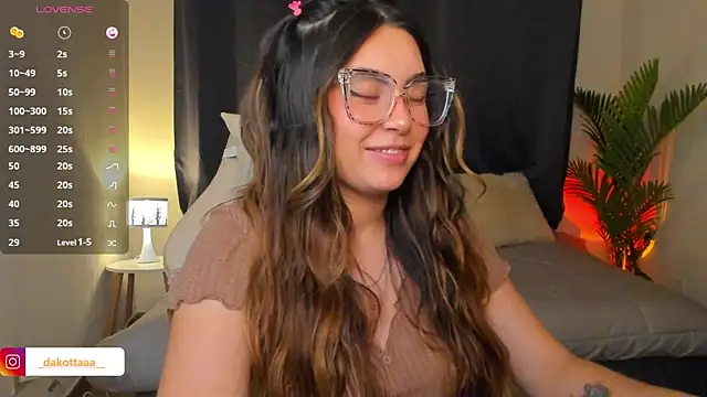 dakottaa  online show from March 24, 2026, 11:38 pm