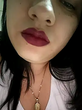 Snapshot of DanelyLopez chatting on February 18, 2026, 4:54 am DanelyLopez online show from February 18, 2026, 4:54 am