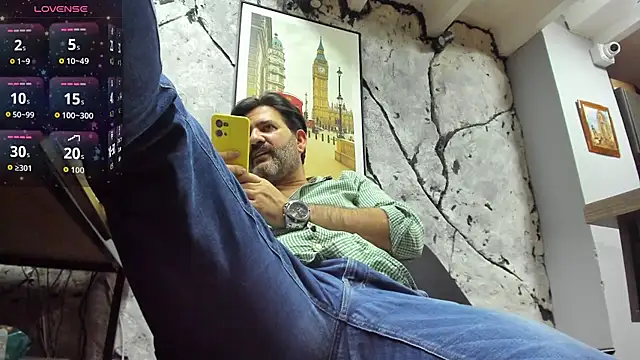 Maxi TheBigDaddy online show from December 20, 2025, 12:02 am