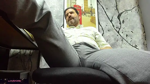 Maxi TheBigDaddy online show from December 5, 2025, 11:20 am