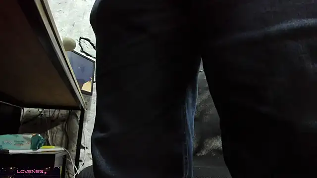 Maxi TheBigDaddy online show from December 19, 2025, 10:06 am