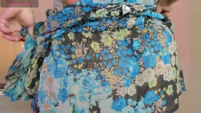 Lauralove 69 online show from February 26, 2025, 10:26 pm