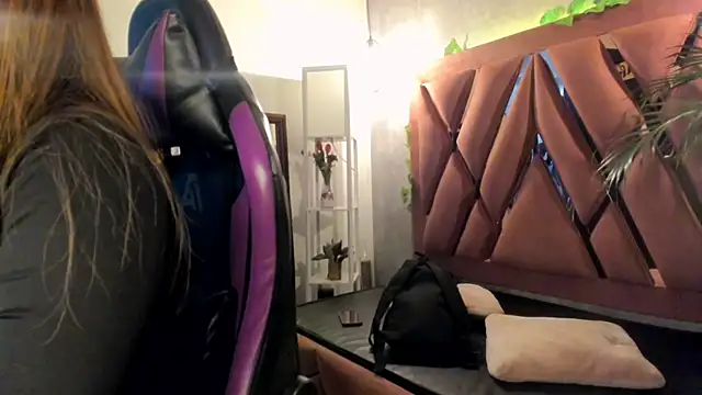 Megan inked online show from March 14, 2025, 2:10 am