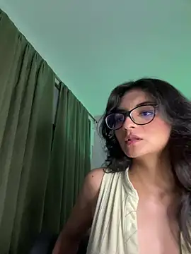 Snapshot of Cat2525 chatting on February 5, 2025, 1:15 am Cat2525 online show from February 5, 2025, 1:15 am