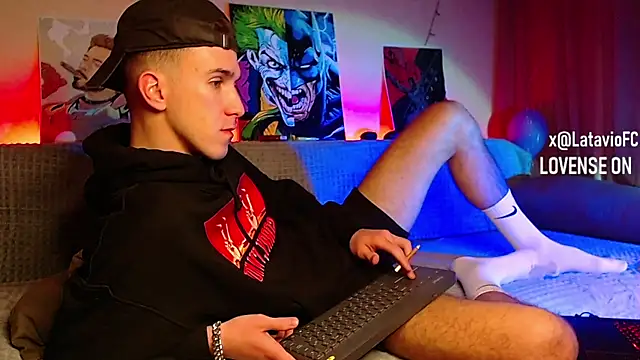 Midnighter  online show from January 30, 2025, 9:04 am