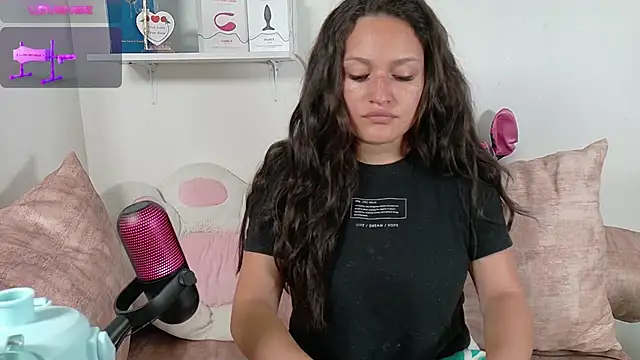 megan doll2 online show from September 18, 2025, 8:12 pm