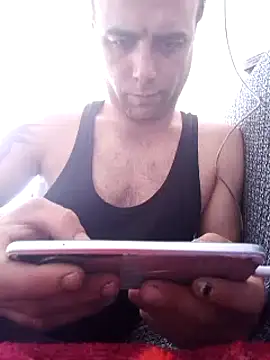 mustican422 online show from March 4, 2025, 7:41 am