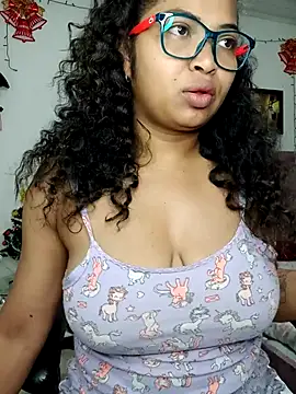 Snapshot of chalohott chatting on December 16, 2025, 11:36 am chalohott online show from December 16, 2025, 11:36 am