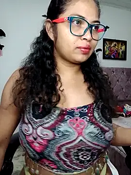 Snapshot of chalohott chatting on January 12, 2026, 8:21 am chalohott online show from January 12, 2026, 8:21 am