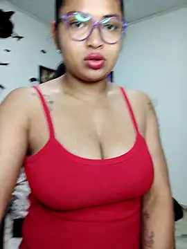 Snapshot of chalohott chatting on October 14, 2025, 8:59 am chalohott online show from October 14, 2025, 8:59 am