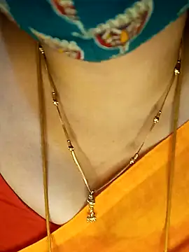 tuttifrutti17 online show from December 6, 2024, 5:38 pm