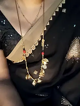 tuttifrutti17 online show from December 2, 2024, 6:27 pm