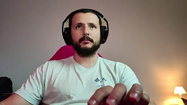 iurytx online show from September 8, 2025, 9:47 pm